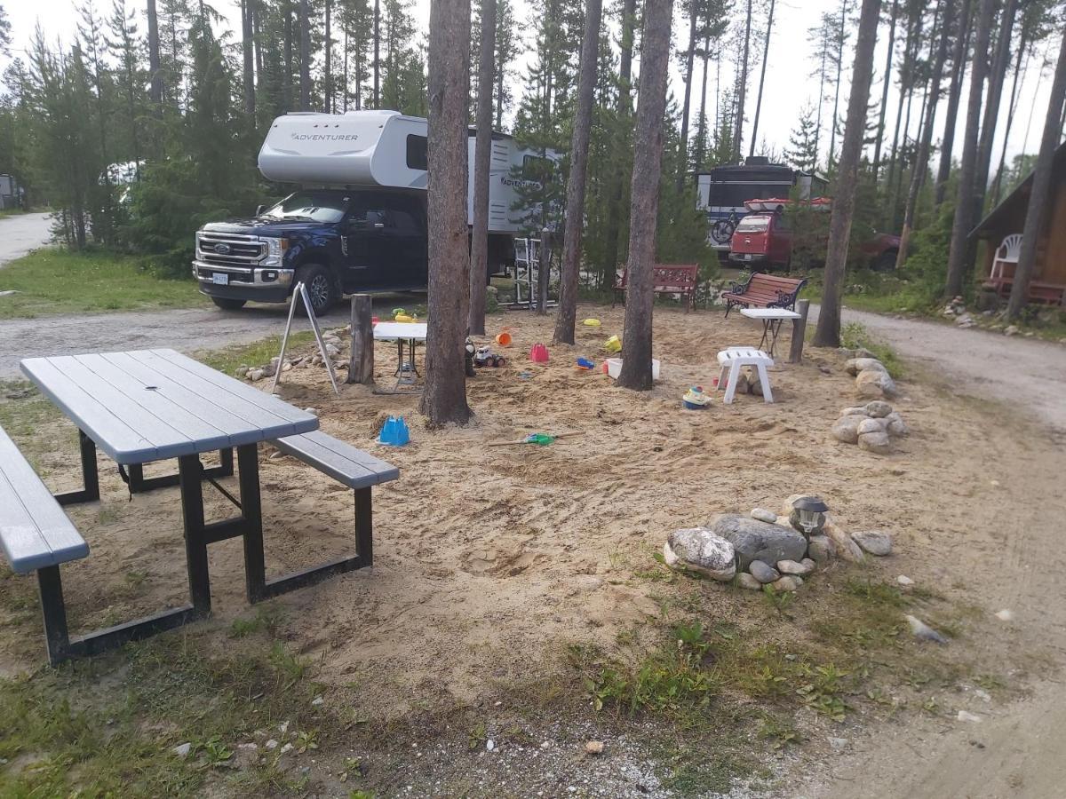 Blue River Cabins & Campgrounds エクステリア 写真