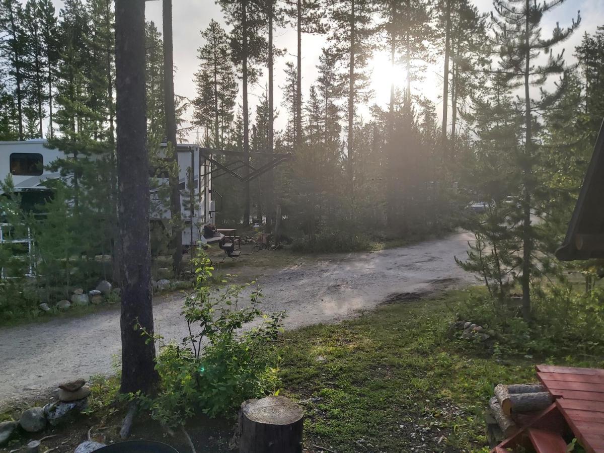 Blue River Cabins & Campgrounds エクステリア 写真