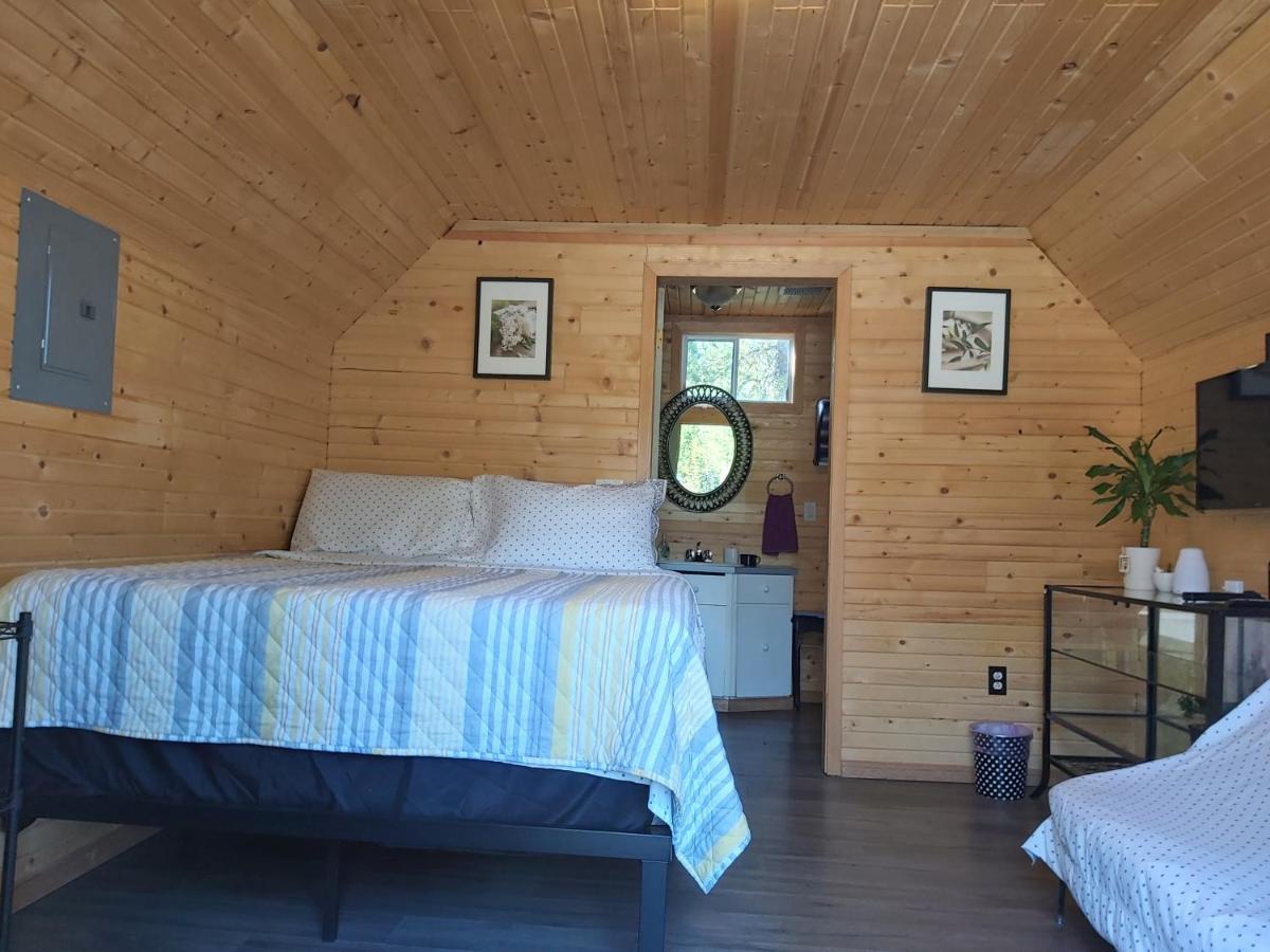Blue River Cabins & Campgrounds エクステリア 写真