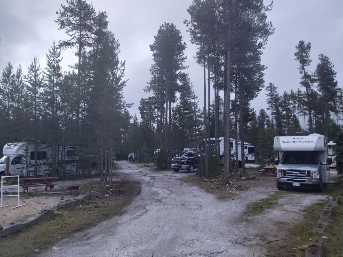 Blue River Cabins & Campgrounds エクステリア 写真