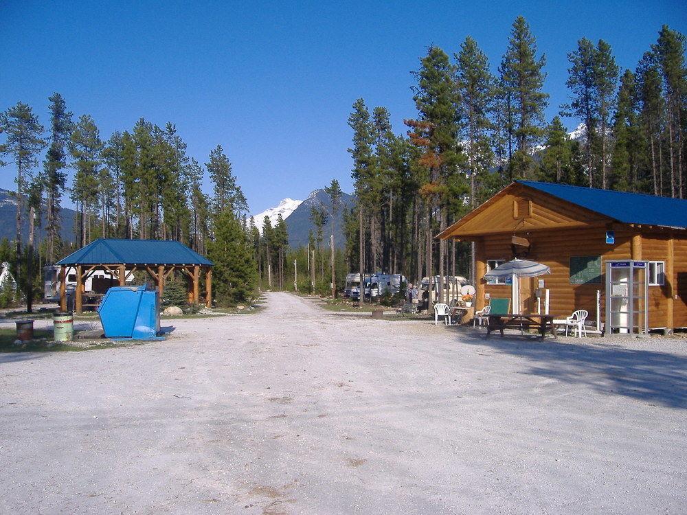 Blue River Cabins & Campgrounds エクステリア 写真